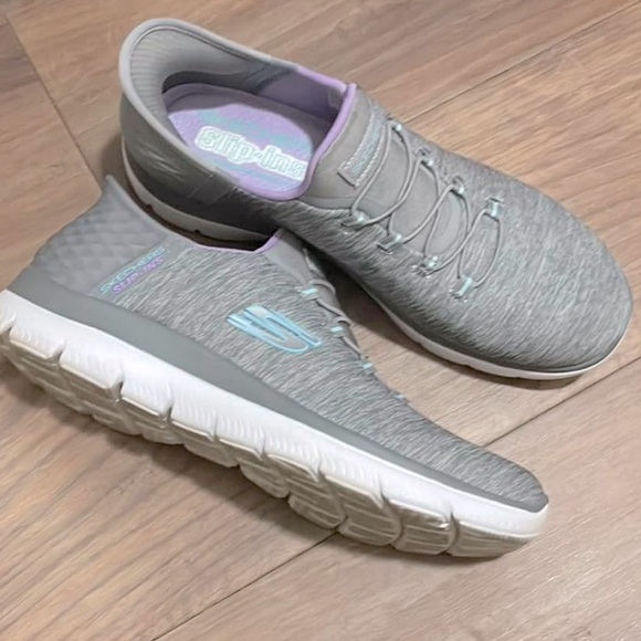 Active shoes Skechers worn only one time - Picture 1 of 1